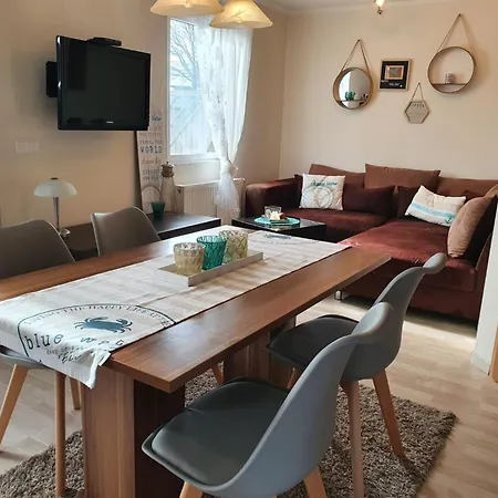 In Wervershoof Mit Sonniger Terrasse By Interhome *