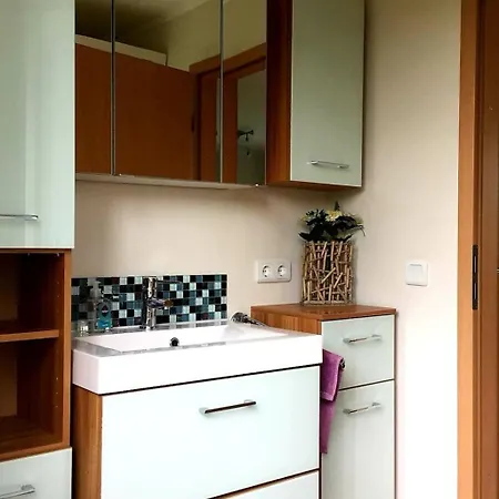 In Wervershoof Mit Sonniger Terrasse By Interhome Vakantiehuis Wervershoof