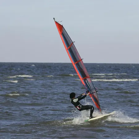 Vakantiehuis In Wervershoof Mit Sonniger Terrasse By Interhome *