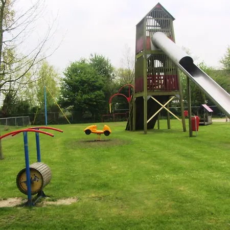 In Wervershoof Mit Sonniger Terrasse By Interhome Vakantiehuis *