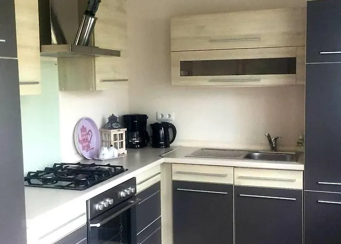 In Wervershoof Mit Sonniger Terrasse By Interhome *