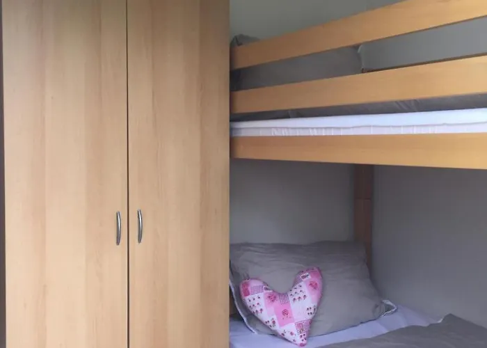 In Wervershoof Mit Sonniger Terrasse By Interhome Tatil Evi *