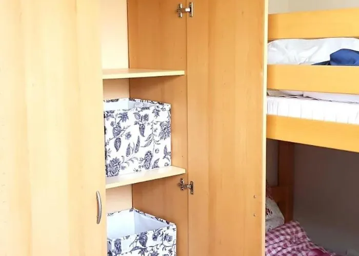 Tatil Evi In Wervershoof Mit Sonniger Terrasse By Interhome