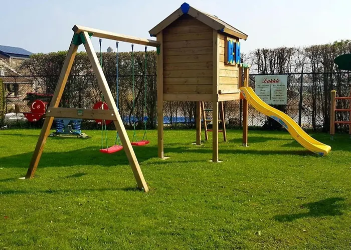 In Wervershoof Mit Sonniger Terrasse By Interhome * Wervershoof