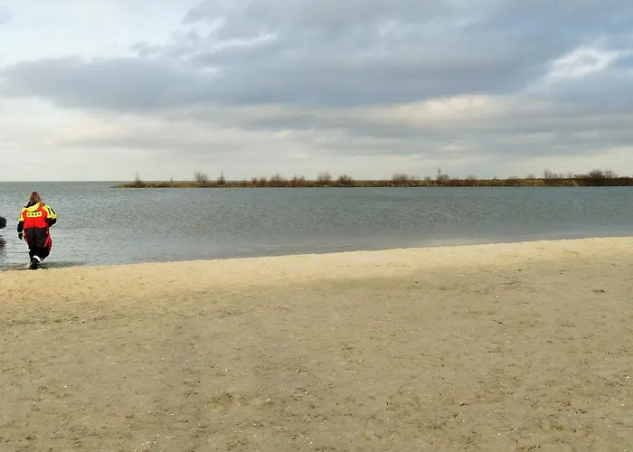 In Wervershoof Mit Sonniger Terrasse By Interhome *